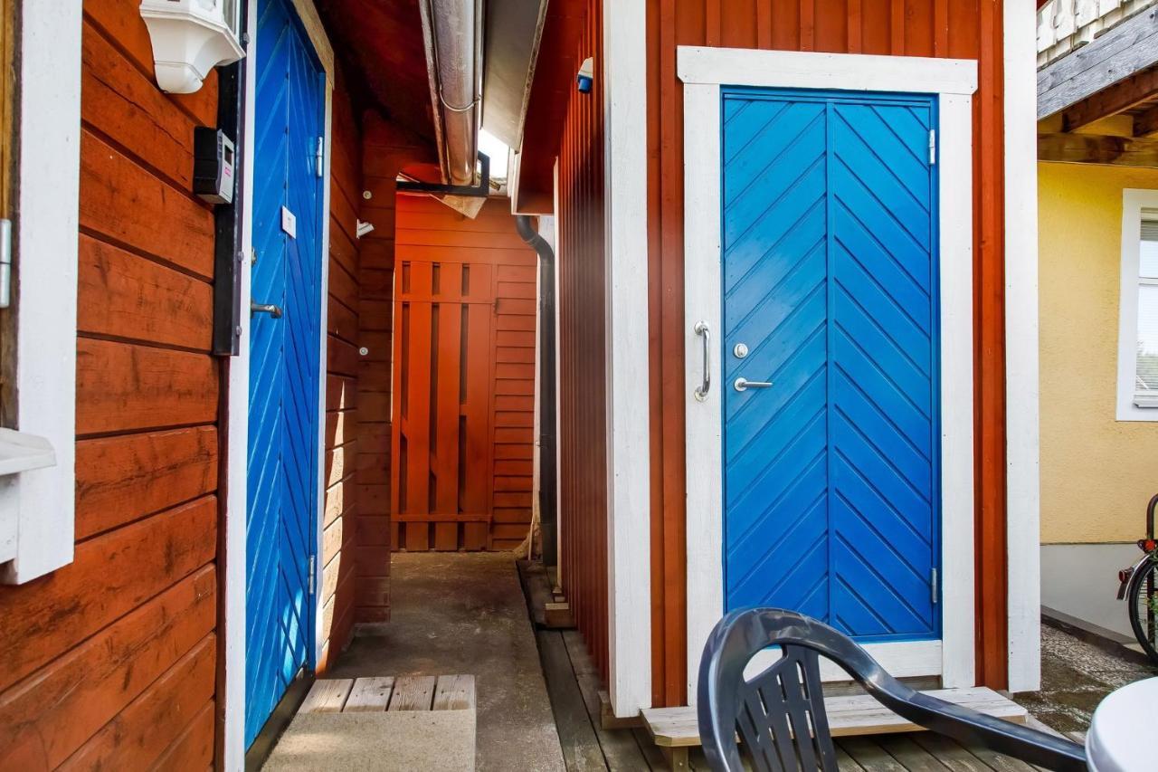 Simple Little Cottage In A Cozy Courtyard In Vimmerby Eksteriør bilde